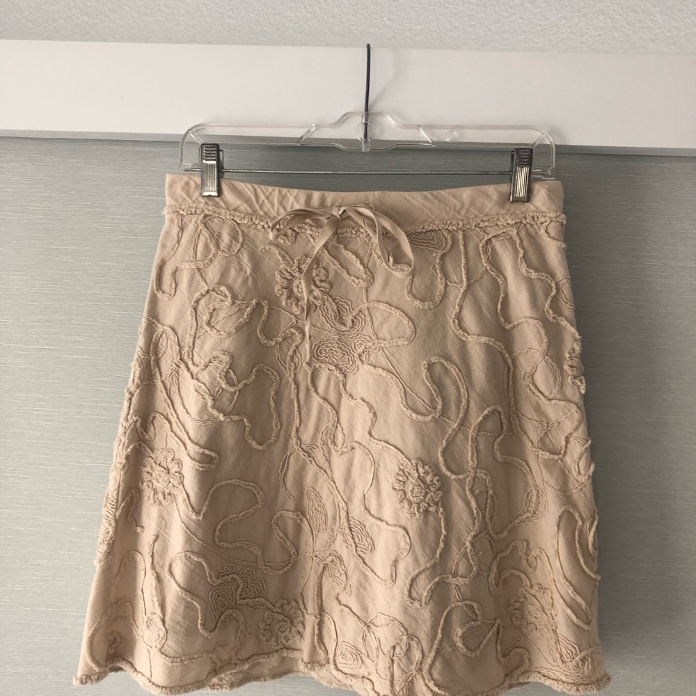 Max Studio Mini Skirt - Picture 2 of 9